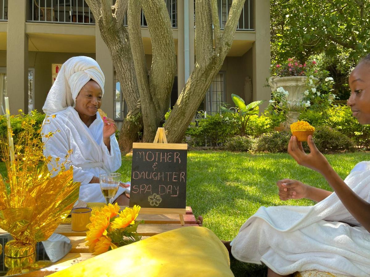 Amoris Guest House-Waterkloof Ridge Pretoria-Noord エクステリア 写真