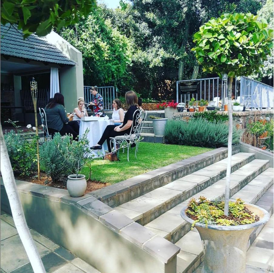 Amoris Guest House-Waterkloof Ridge Pretoria-Noord エクステリア 写真