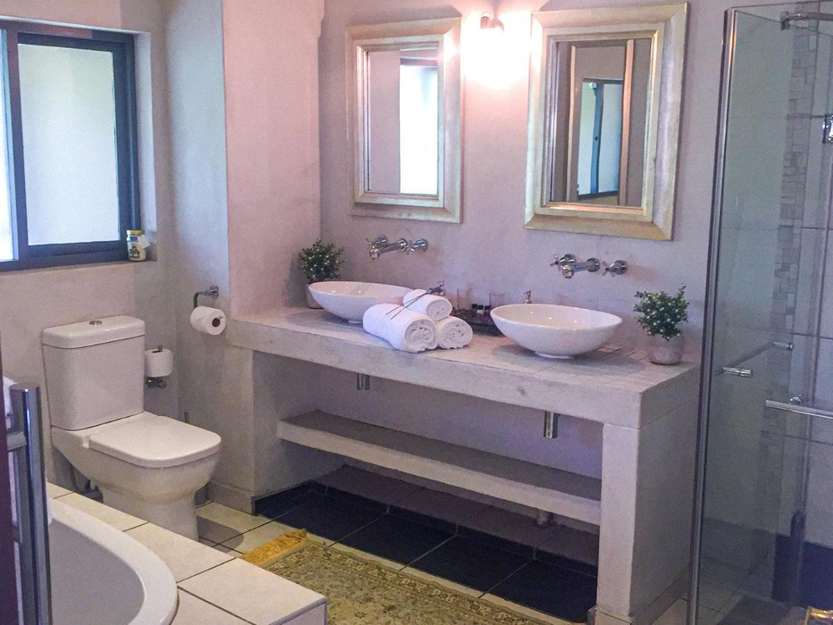 Amoris Guest House-Waterkloof Ridge Pretoria-Noord エクステリア 写真